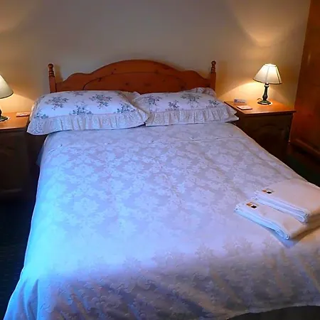 The Three Arches 3*